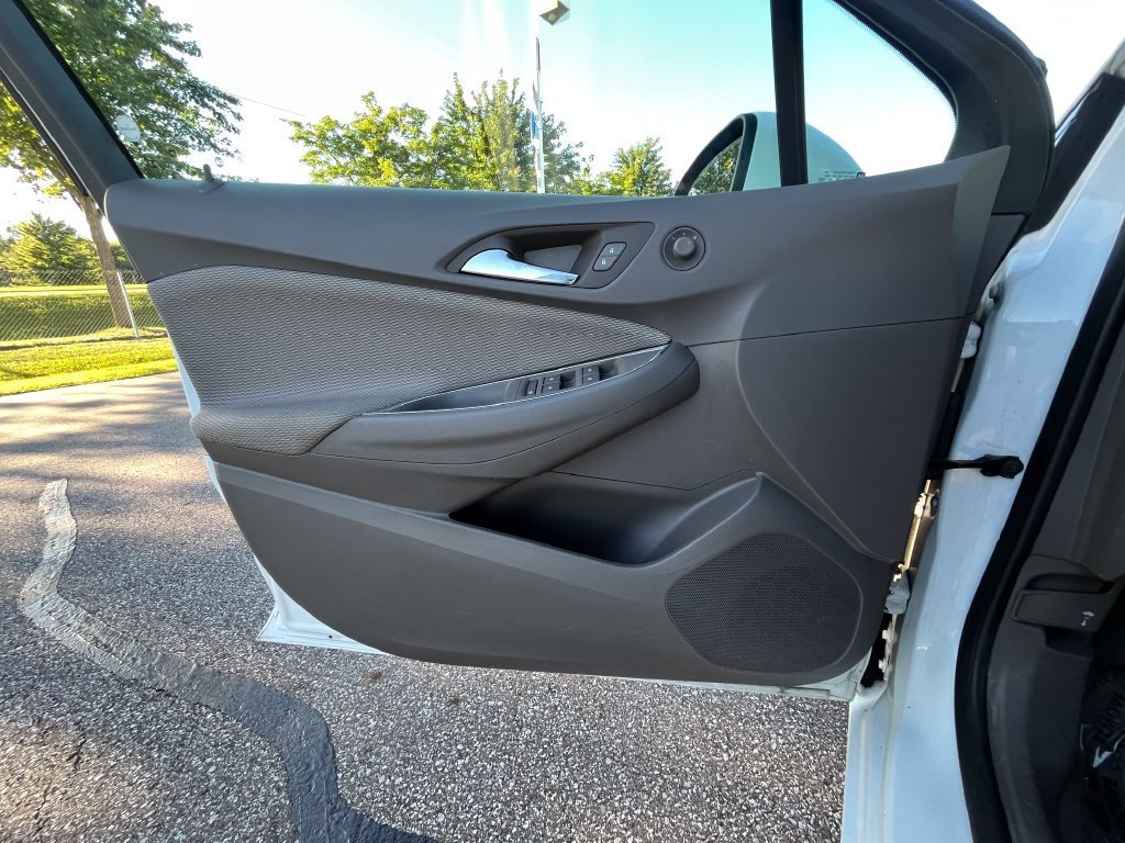 2018 Chevrolet Cruze LT - Photo 11