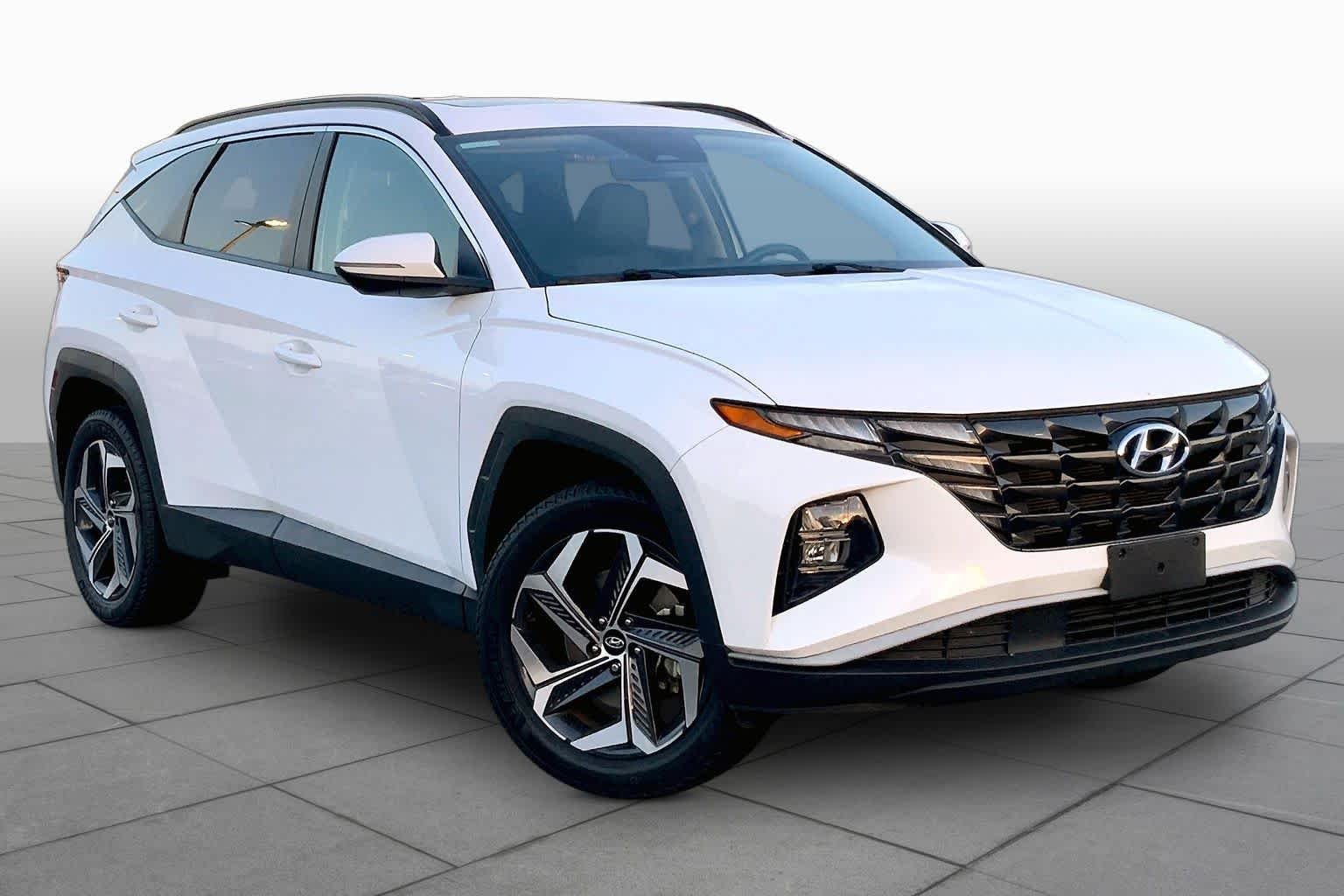 Used 2023 Serenity White Pearl Hyundai SEL image 5