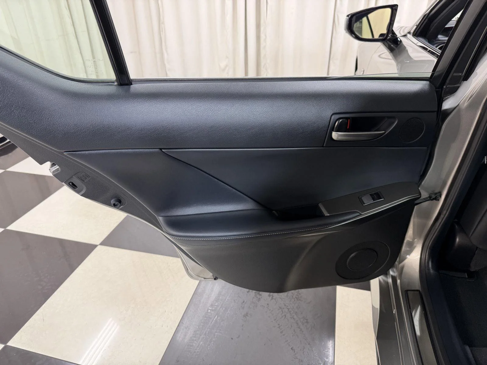 Used 2022 Silver Lexus 350 F SPORT image 26