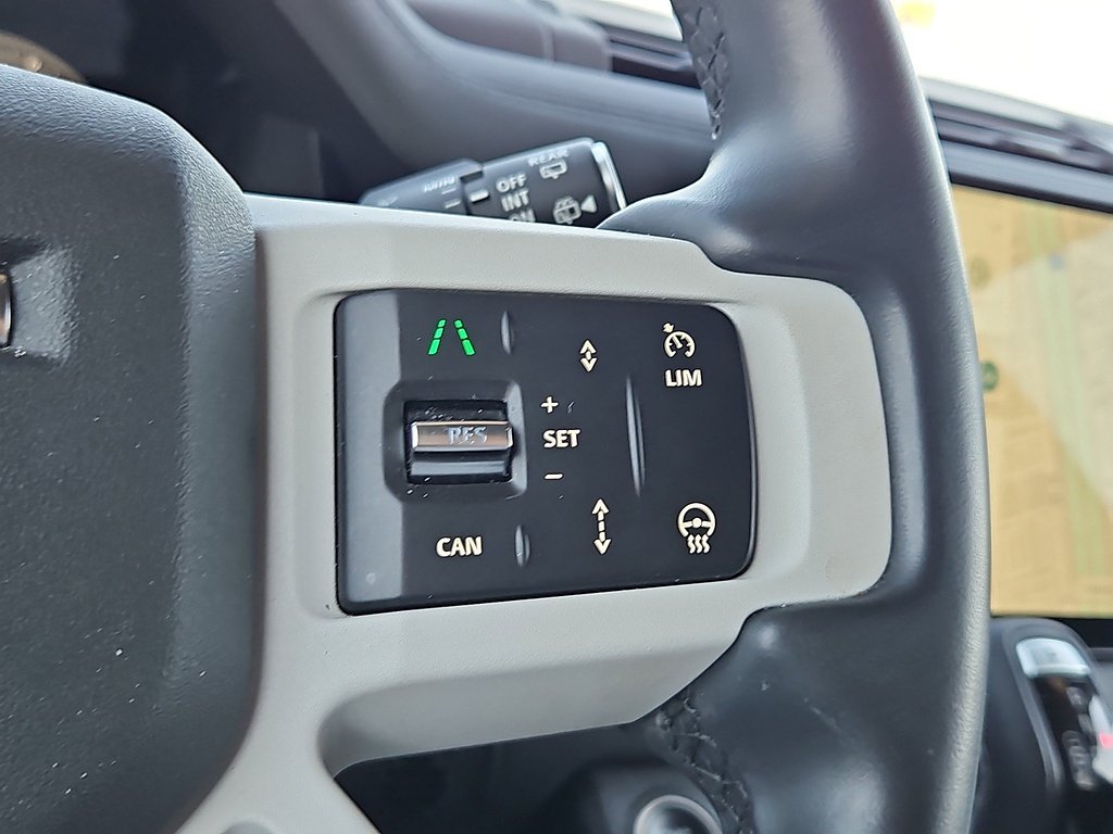 Used 2025  Land Rover 110 P300 S image 29