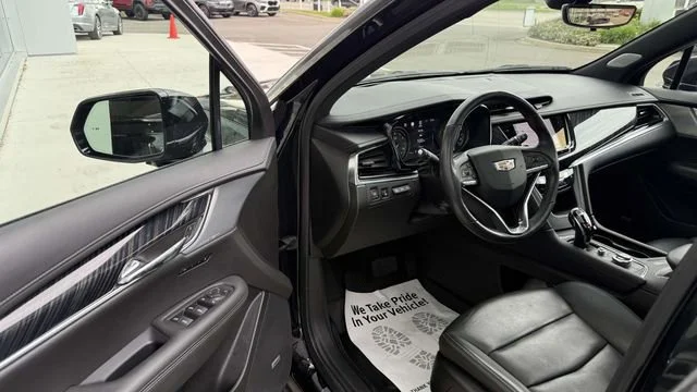 Used 2022 Stellar Black Metallic Cadillac Premium Luxury image 15