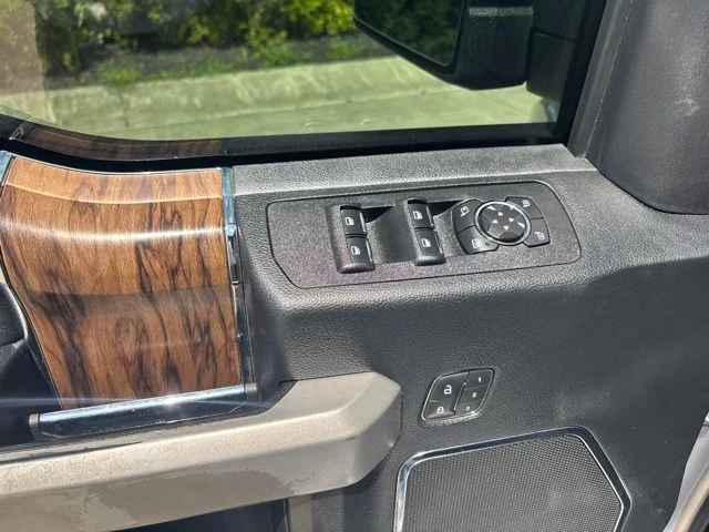 Certified Used 2020 Silver Ford Lariat image 19