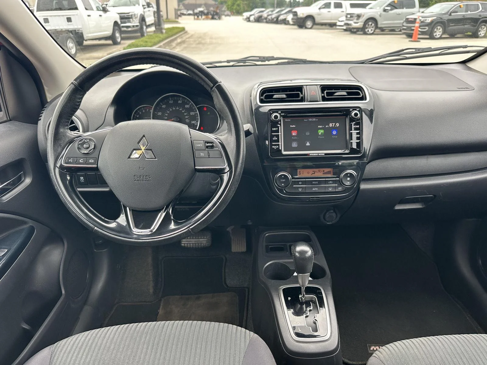 Used 2018 Infrared Mitsubishi SE image 12