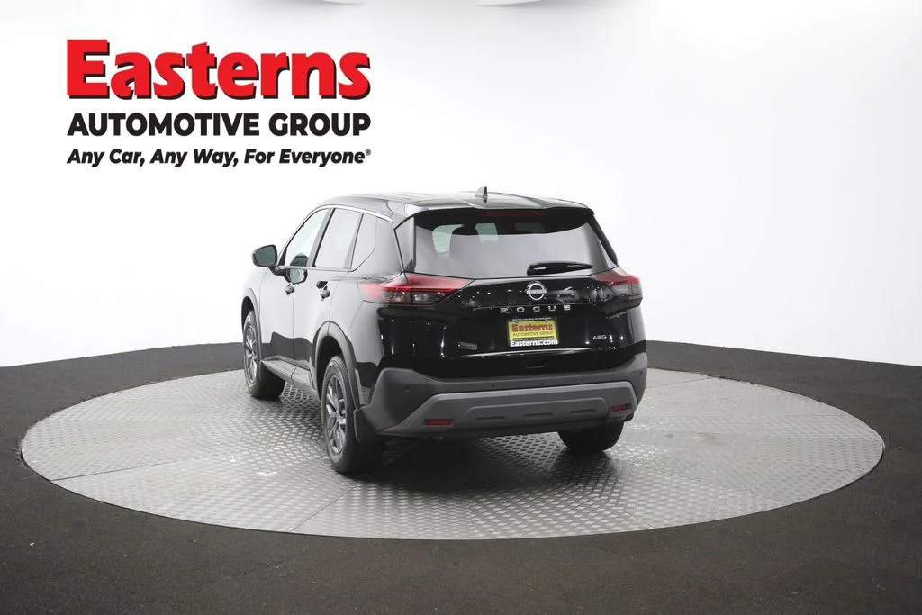 Used 2023 Black Nissan S image 65