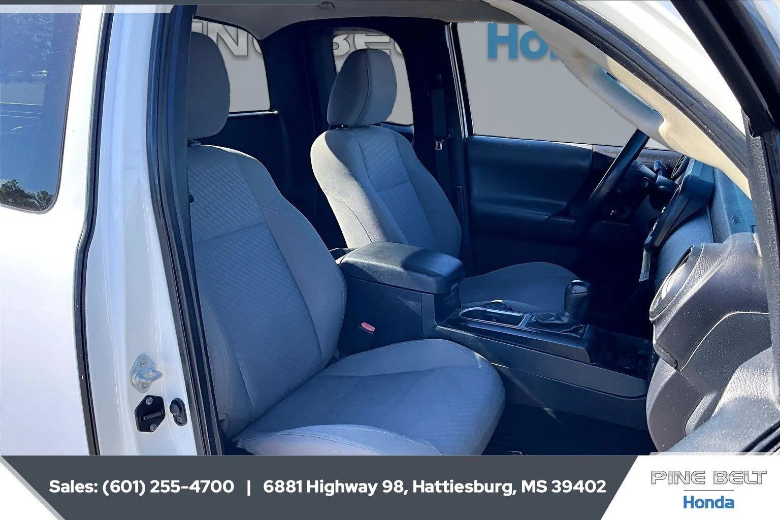 Used 2022 White Toyota SR image 6