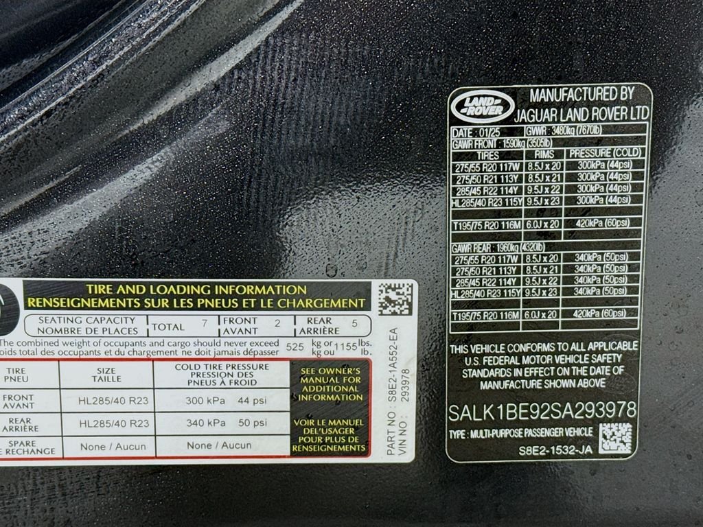 Certified Used 2025 Black Land Rover Autobiography image 35