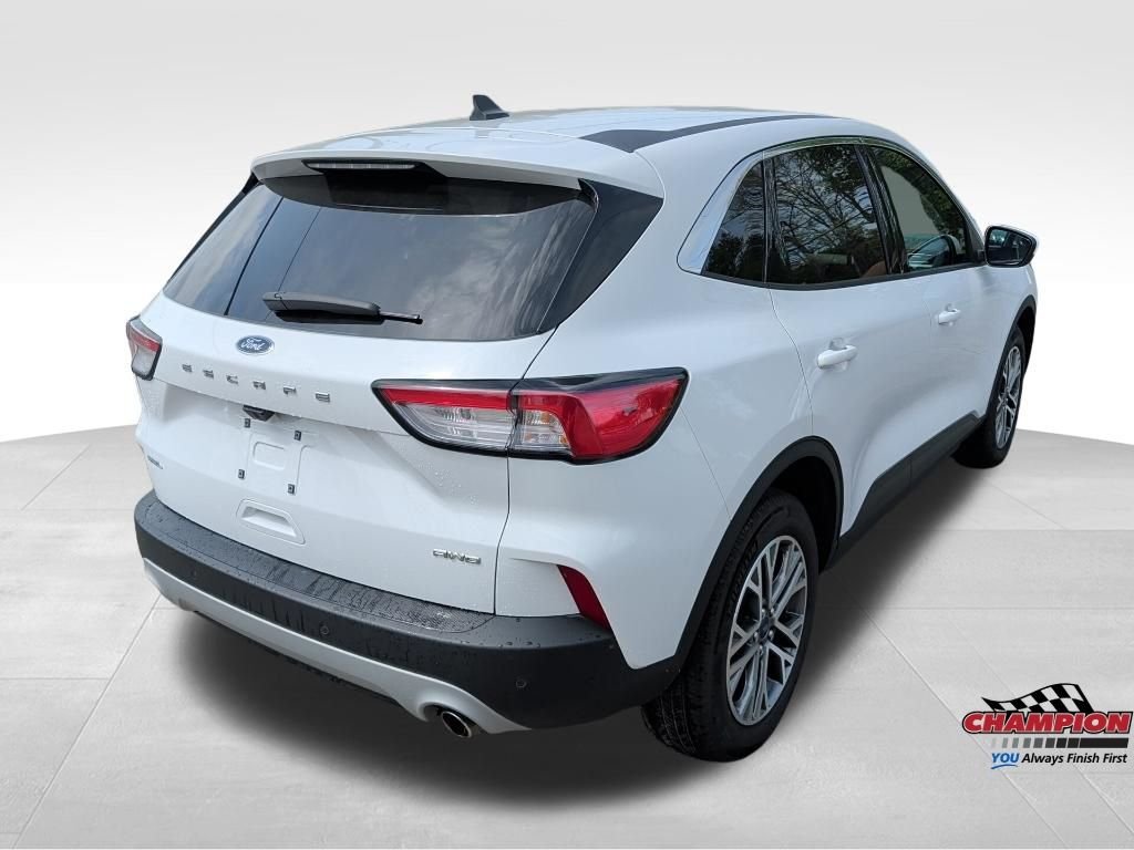 Used 2022 White Ford SEL image 4
