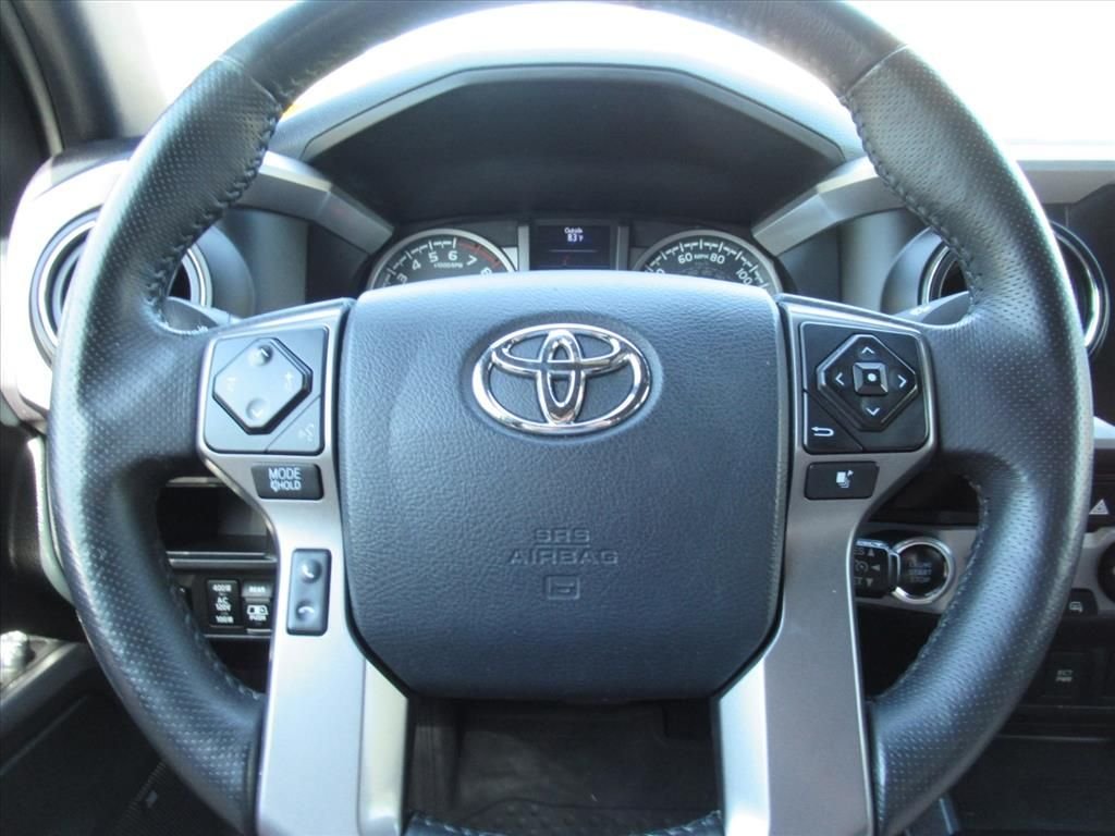 Used 2017 Silver Toyota Limited image 21