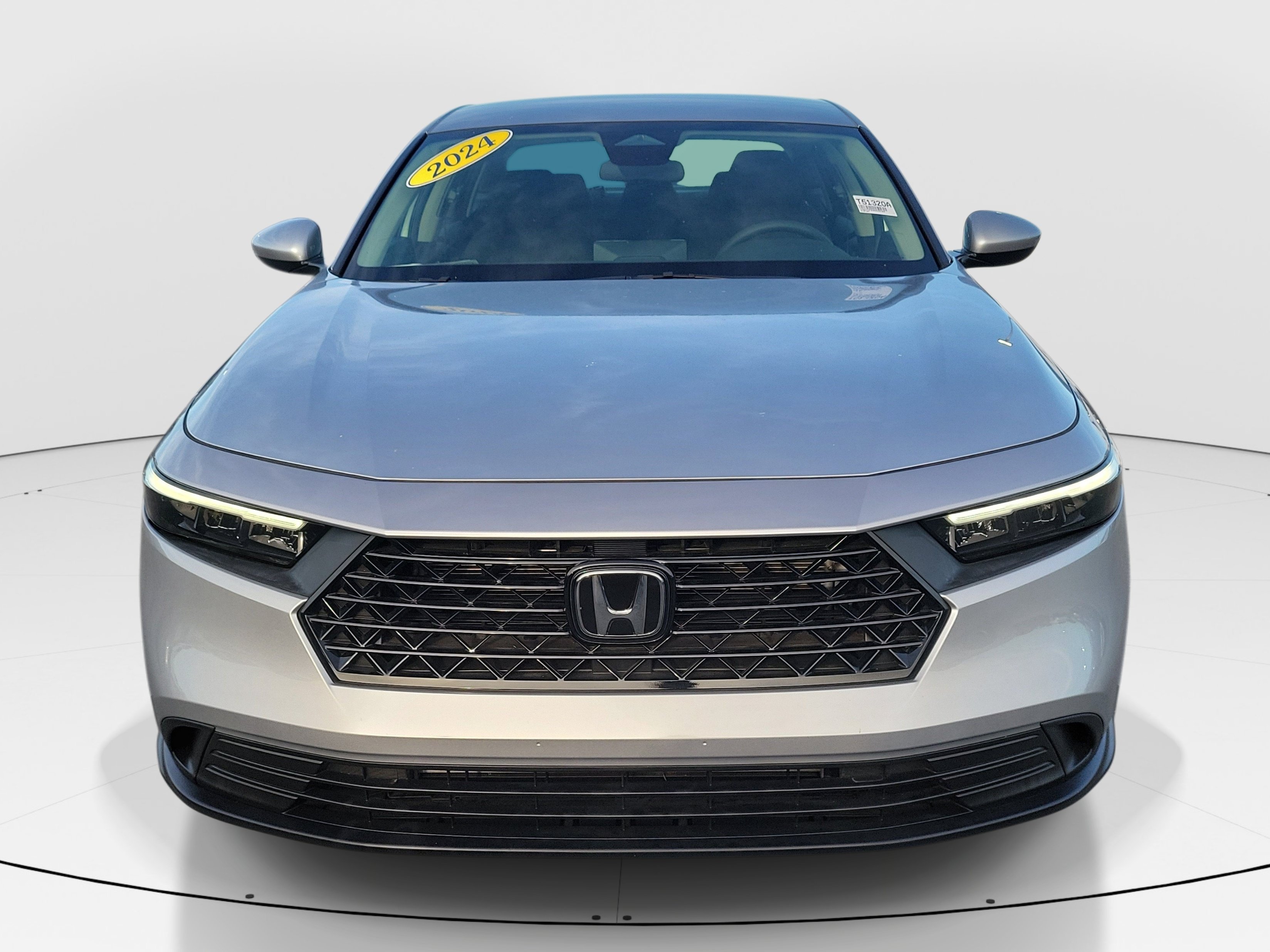 Used 2024 Silver Honda LX image 2