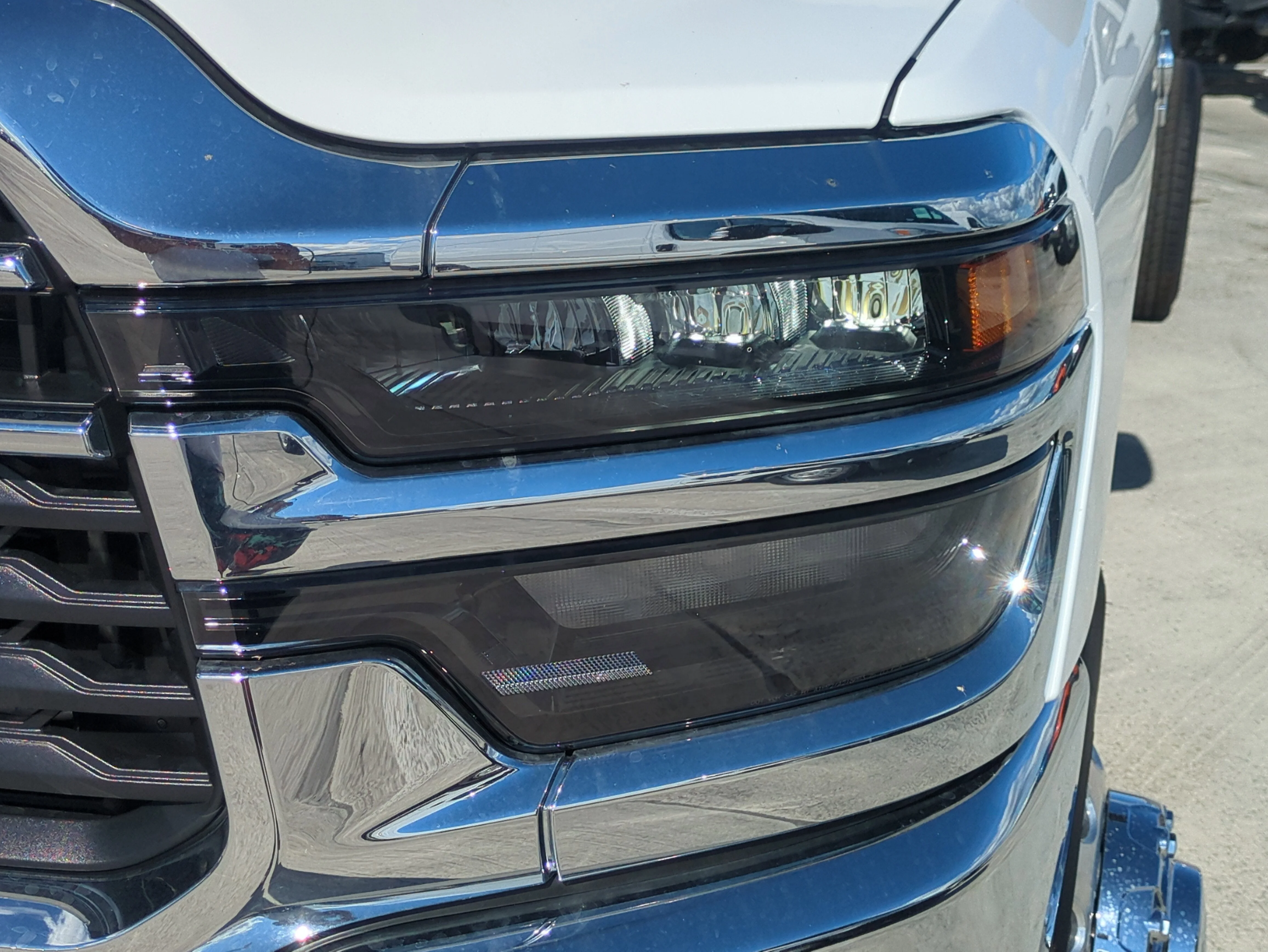 2026 RAM 3500 Chassis Tradesman - Photo 9