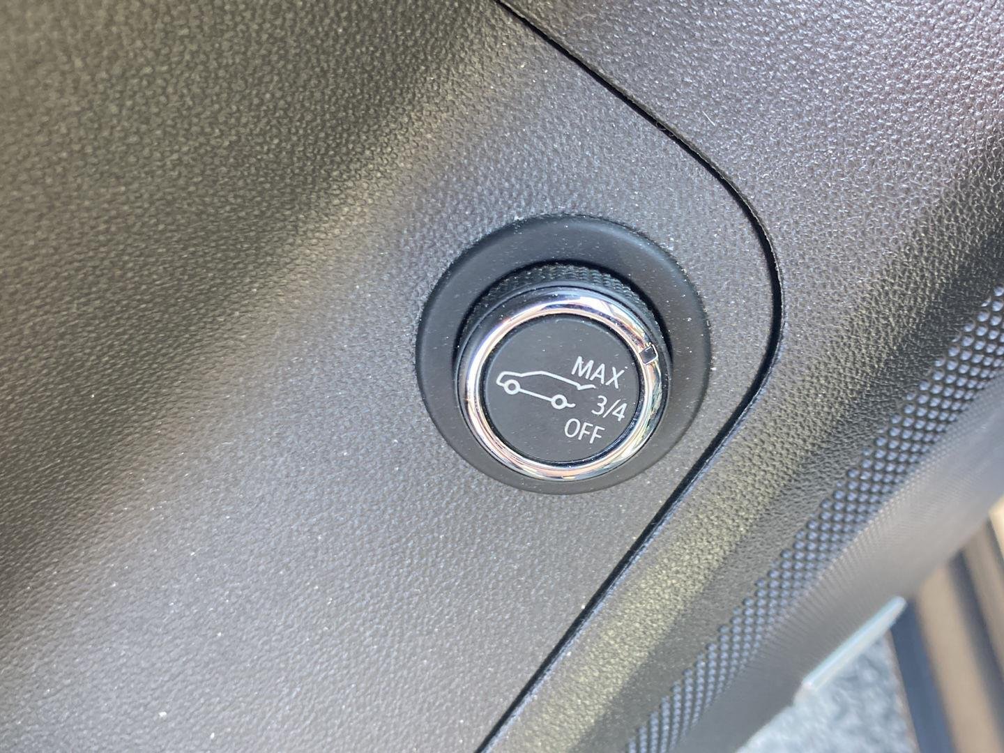 Used 2019  GMC SLE-2 image 13