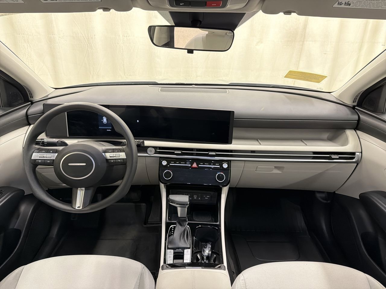 2025 Hyundai Tucson SEL - Photo 12