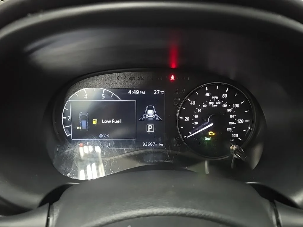 Used 2021 Blue Nissan SR image 23