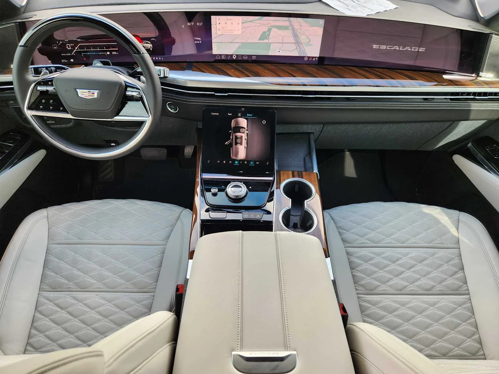 2026 Cadillac Escalade Platinum Sport - Photo 18