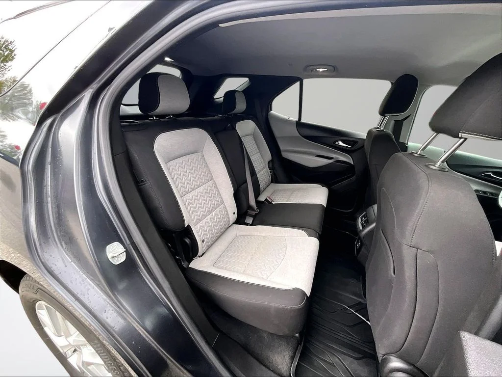 Used 2022 Gray Chevrolet LT image 28