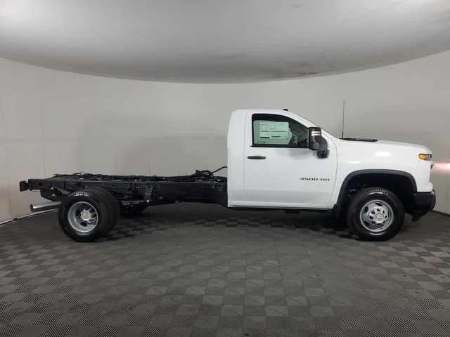 2026 Chevrolet Silverado 3500 HD Chassis Cab Work Truck