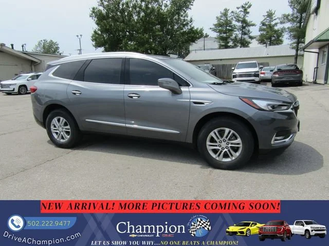 Used 2020 Includes Pitch Dark Night lower exterior accent color.) Buick Essence image 3