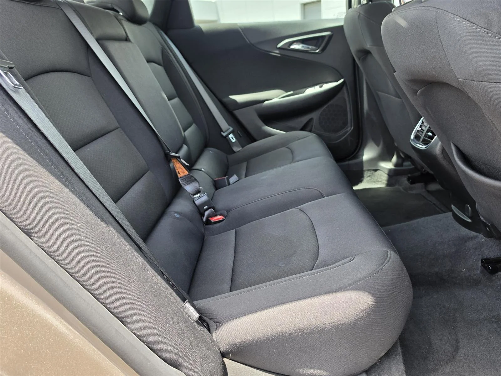 Used 2024 Mineral Gray Metallic Chevrolet LT image 28