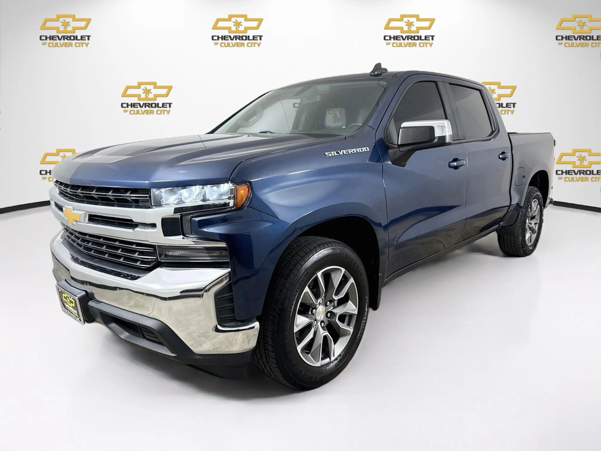 Used 2021 NORTHSKY BLUE METALLIC Chevrolet LT image 3