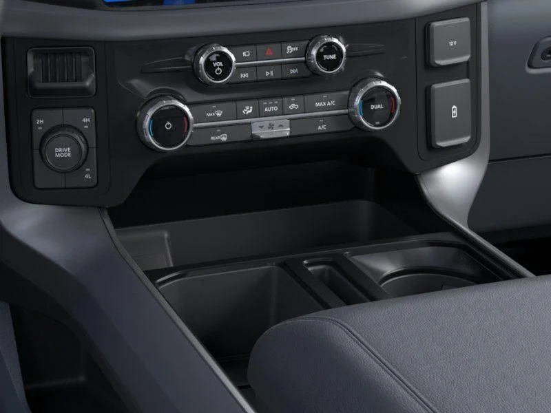 New 2026 Agate Black Ford XLT image 40
