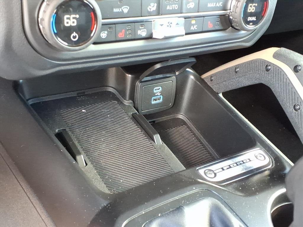 New 2025 Carbonized Gray Metallic Ford Badlands® image 11