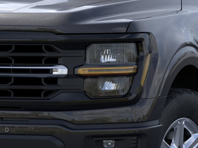 New 2026 Agate Black Metallic Ford XLT image 18