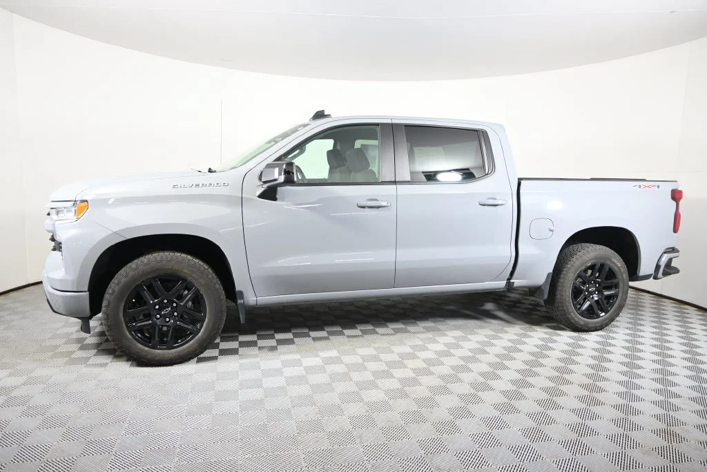 Used 2024 Chevrolet Silverado 1500 RST with VIN 1GCPDEEK5RZ158787 for sale in Forest Lake, Minnesota