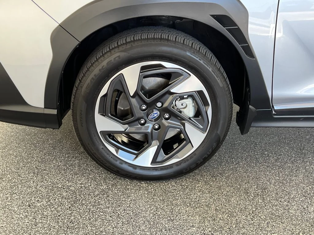Certified Used 2025 Silver Subaru Limited image 28