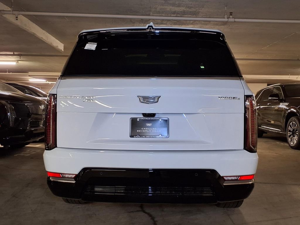 2026 Cadillac Escalade IQL Luxury - Photo 9