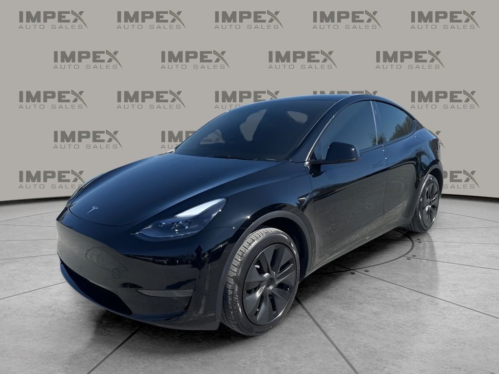 2025 Tesla Model Y Long Range
