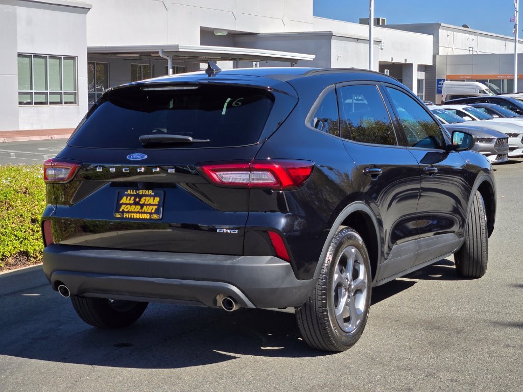 Certified Used 2025 Black Metallic Ford ST-Line image 4