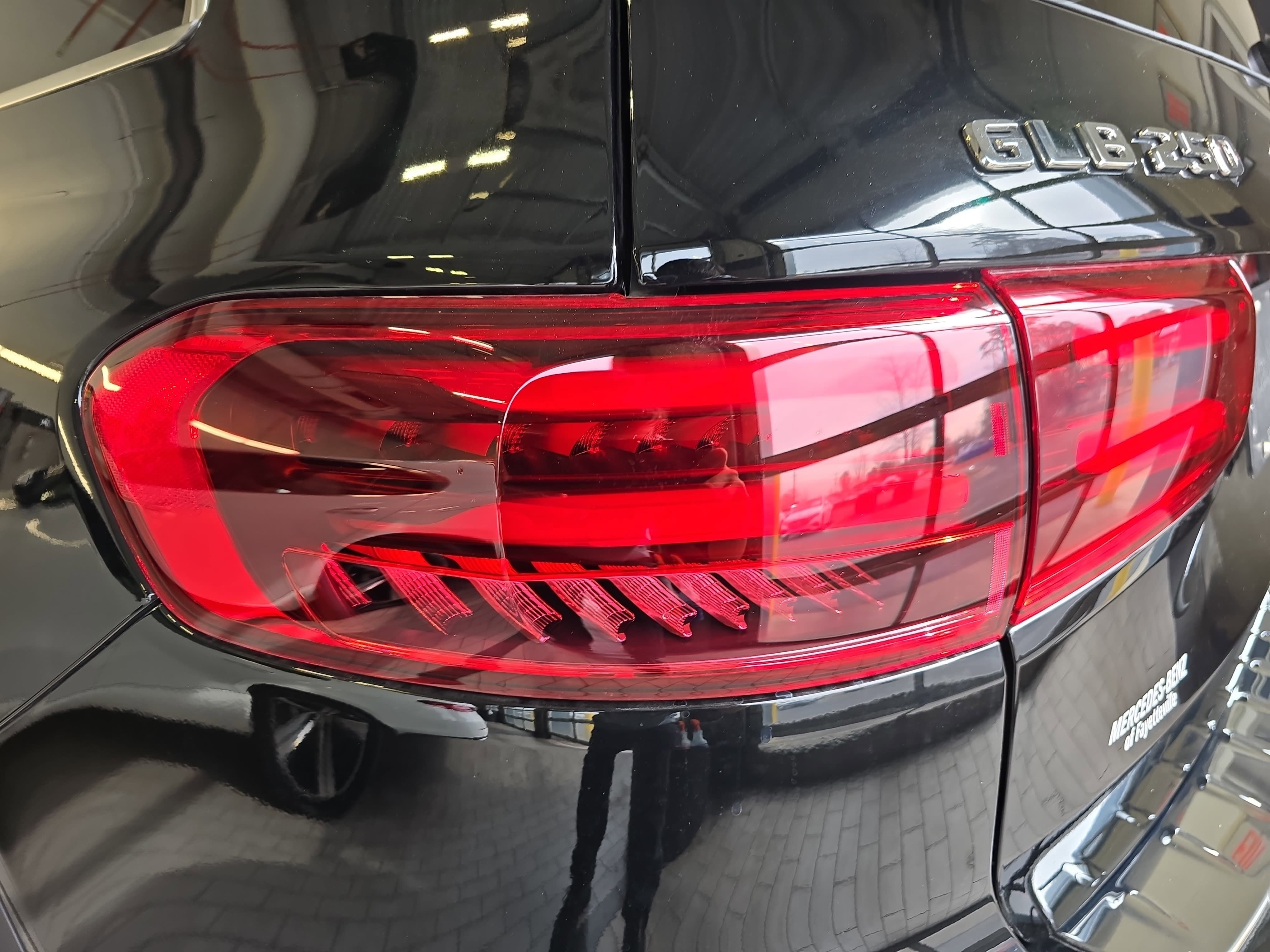 New 2026 Night Black Mercedes-Benz GLB250 image 35
