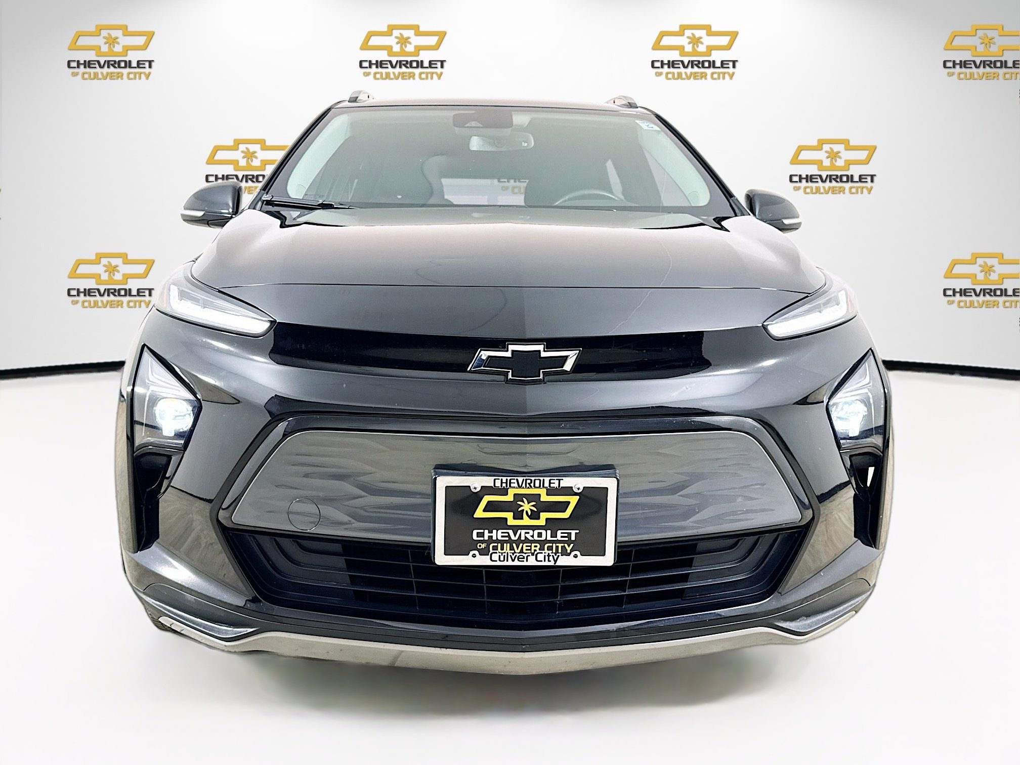 Used 2023 Chevrolet Bolt EUV LT with VIN 1G1FY6S07P4204034 for sale in Culver City, CA