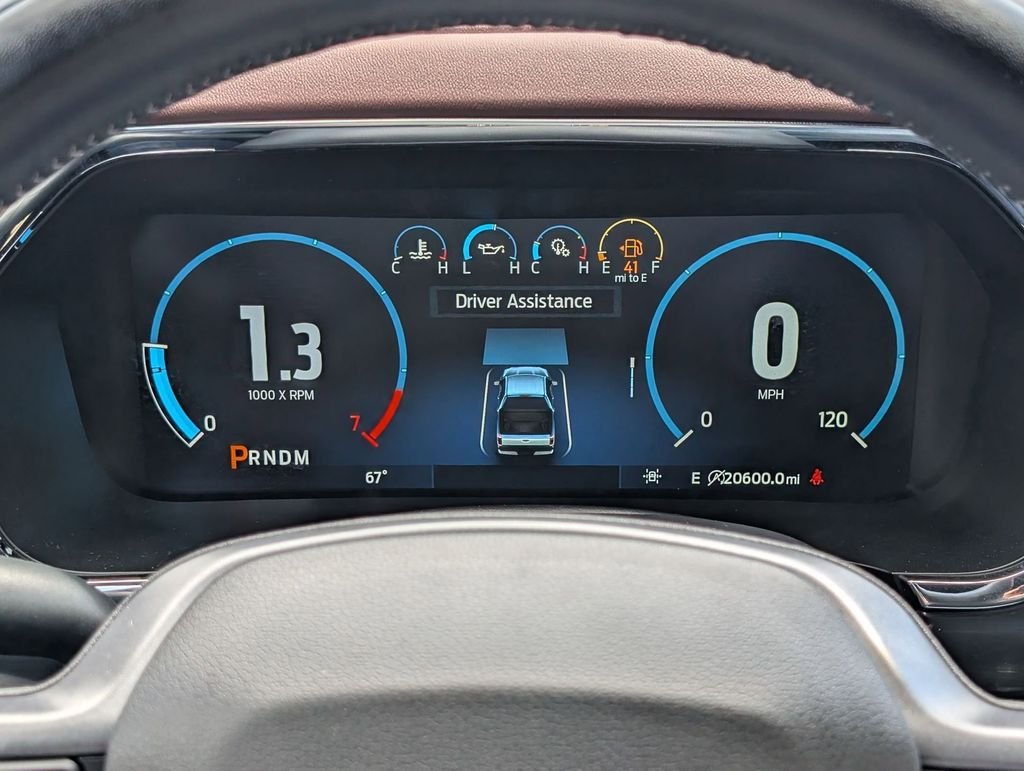 Used 2023  Ford Lariat image 12