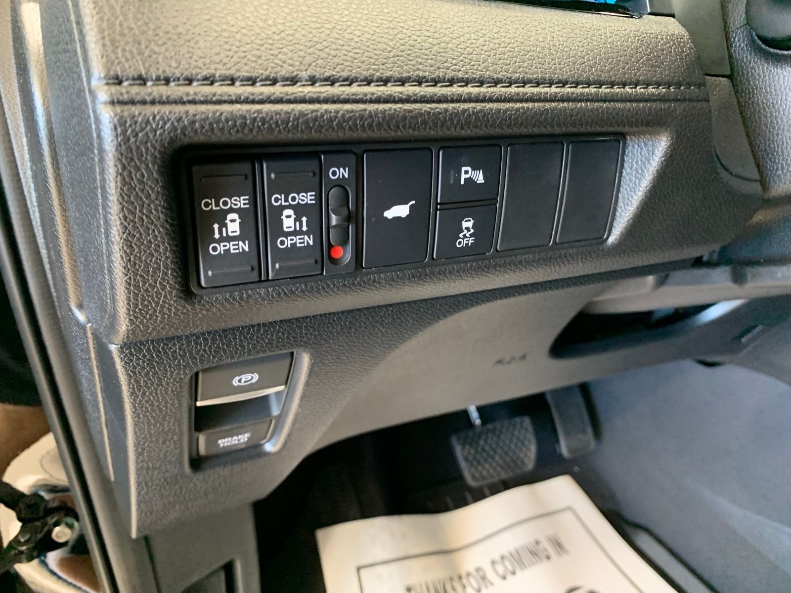 2026 Honda Odyssey Touring - Photo 11