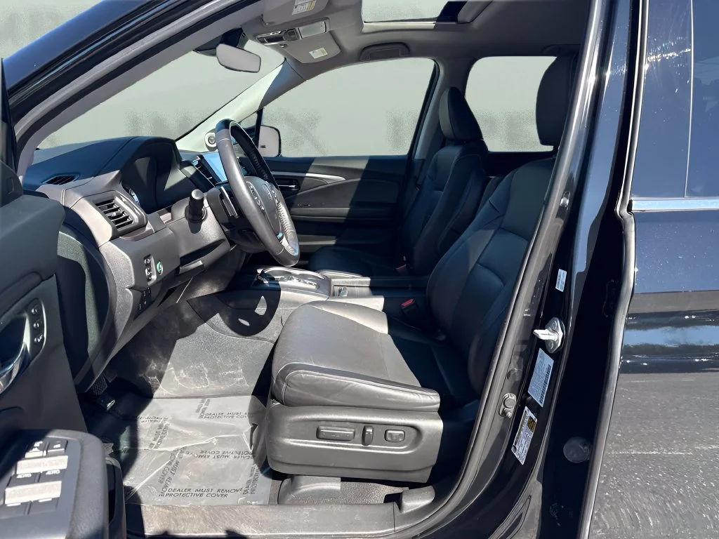 Used 2023 Black Honda RTL-E image 9