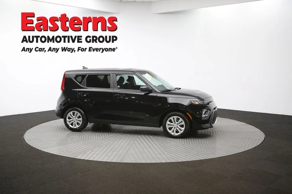 Used 2021 Black Kia LX image 44
