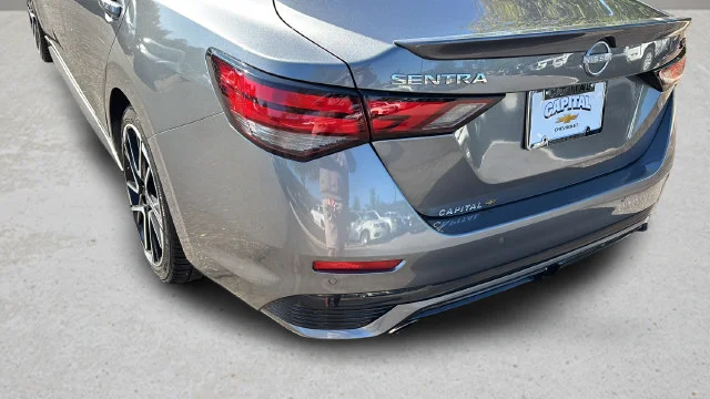 Used 2025 Gray Nissan SR image 37