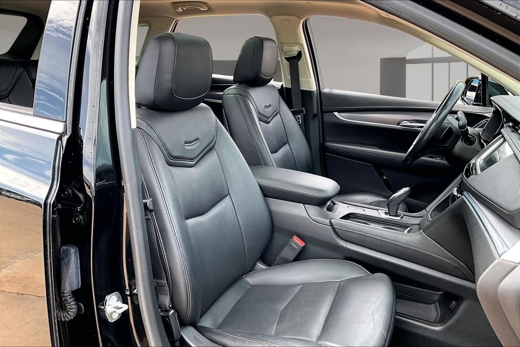 Used 2018 Black Cadillac Premium Luxury image 7