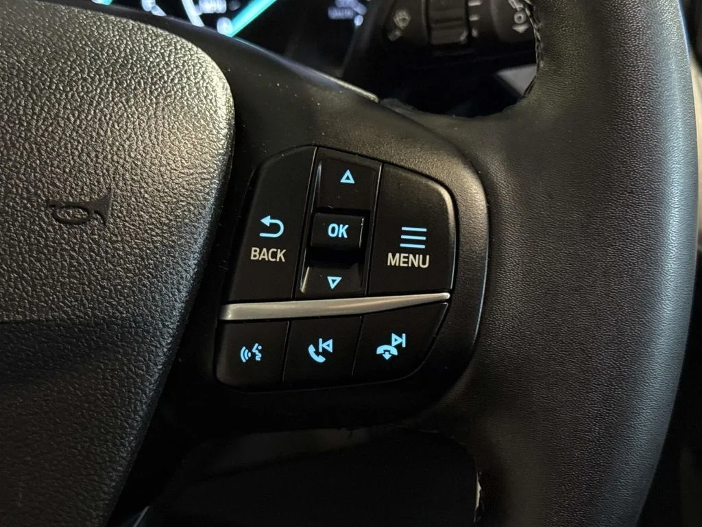 Used 2023 Blue Ford XLT image 22