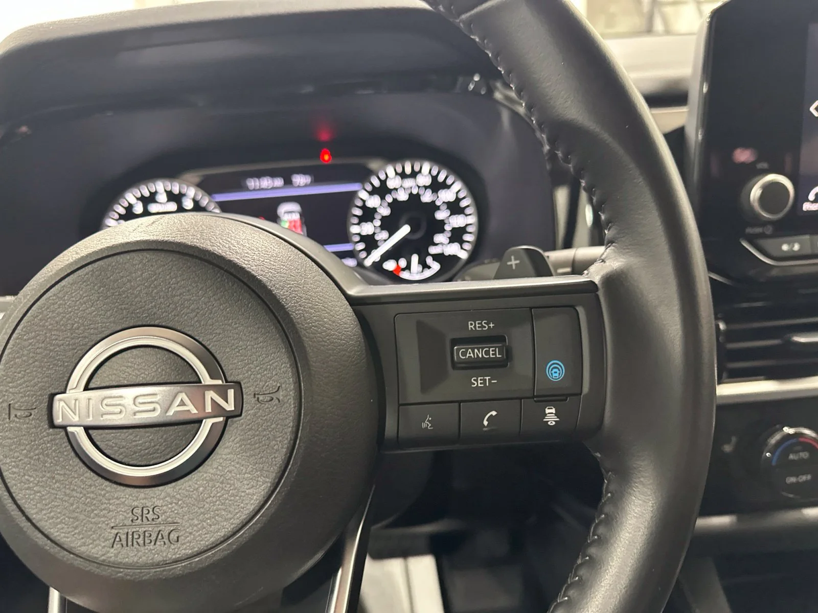 Used 2025 Gray Nissan SV image 44