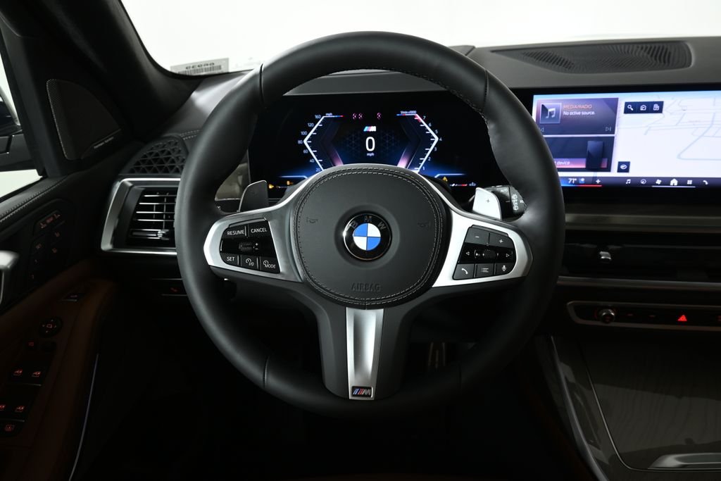 New 2027 Green Metallic BMW xDrive40i image 18