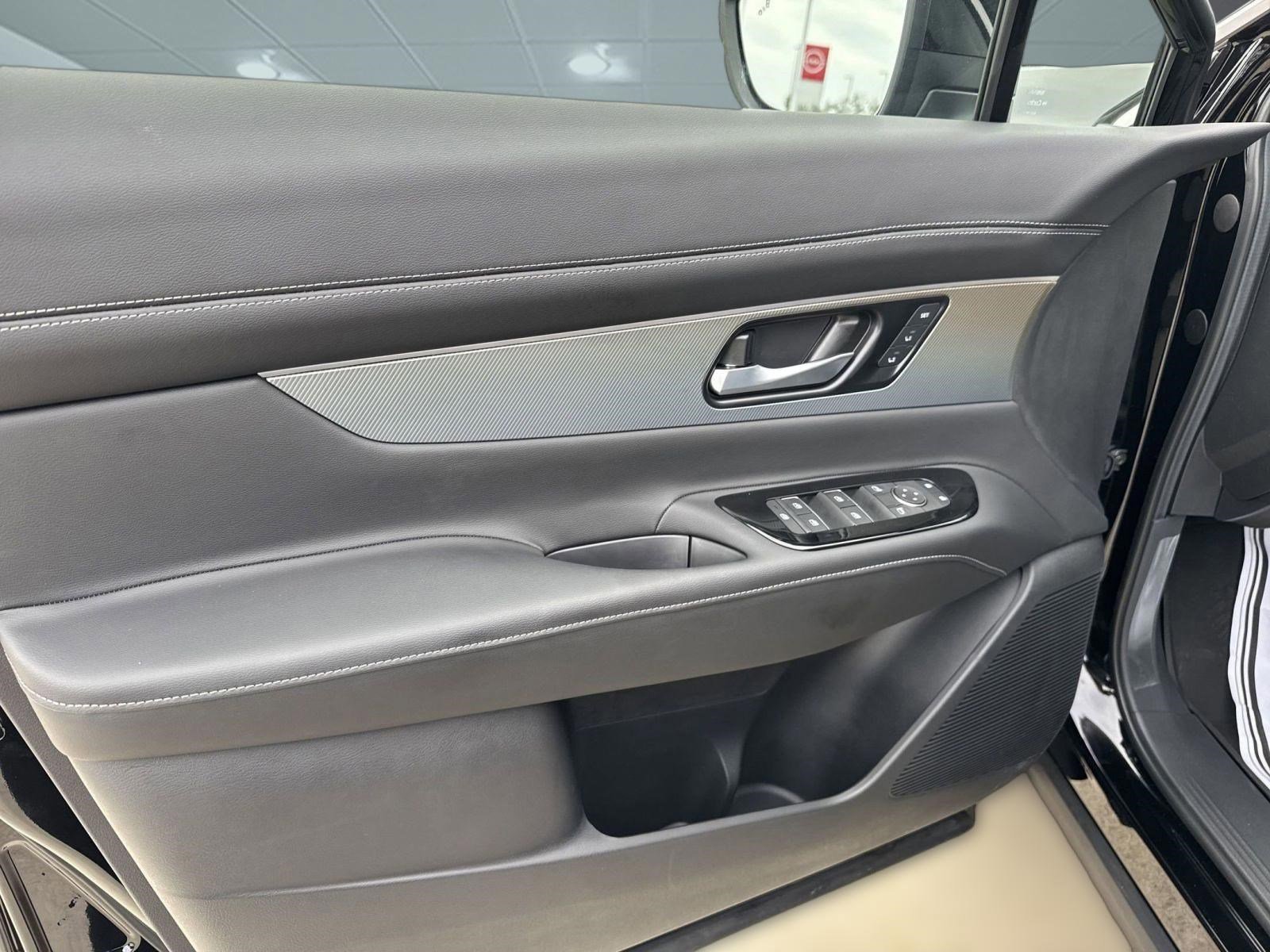 2025 Nissan Murano SL - Photo 12