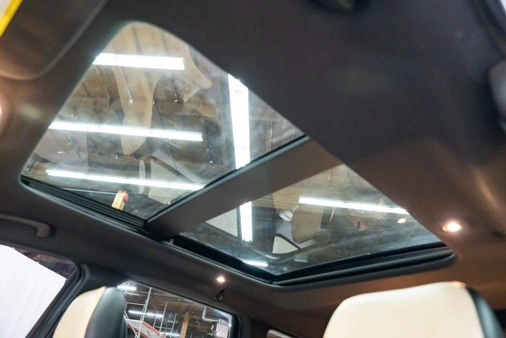 Used 2016 White Jeep Limited image 22