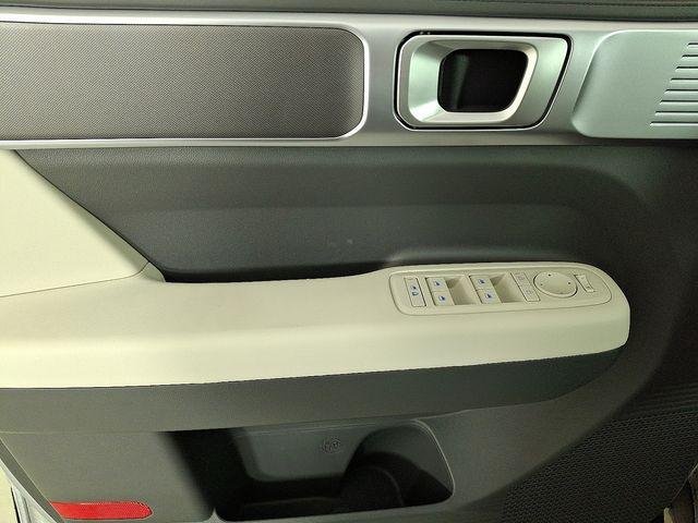 2026 Hyundai Santa Fe SE - Photo 13