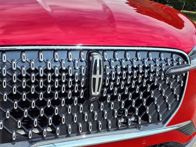 New 2026 Red Carpet Metallic Tinted Clearcoat Lincoln Premiere® image 12