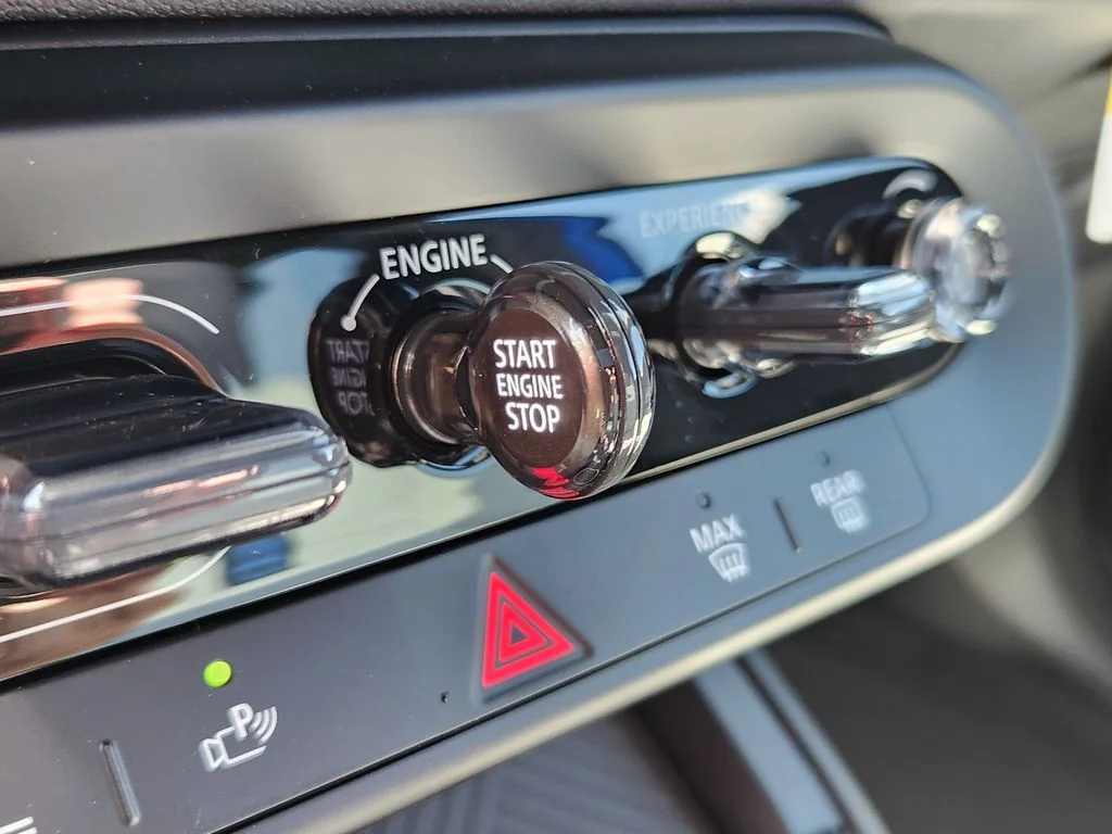 New 2027 Blazing Blue Metallic MINI S Oxford Edition image 17