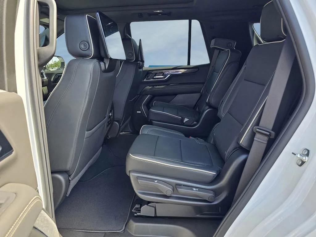 New 2026 Summit White GMC Elevation image 47
