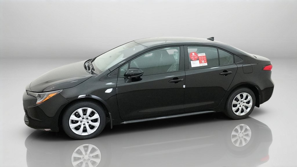 New 2027 Inked Toyota LE image 33