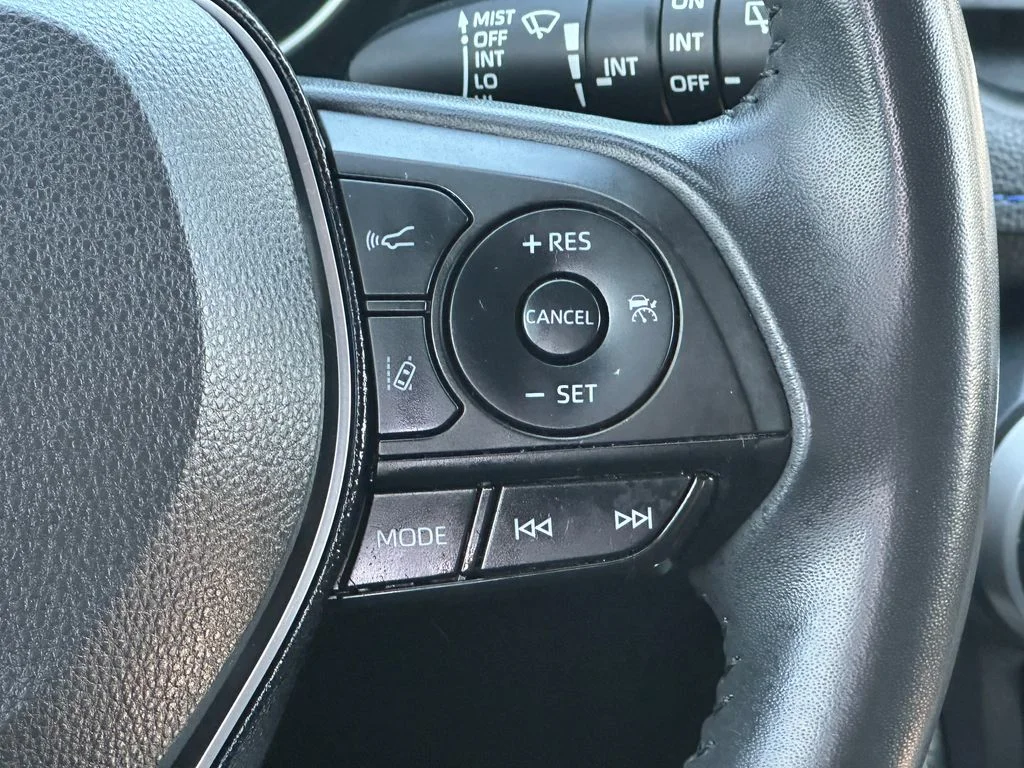 Used 2019 Silver Toyota XSE image 21